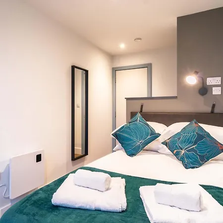 Fabulous 2 Bedroom Apartment In Manchester Centre Exterior photo