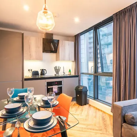 Fabulous 2 Bedroom Apartment In Manchester Centre Exterior photo