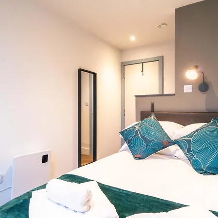 Fabulous 2 Bedroom Apartment In Manchester Centre Exterior photo